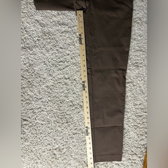 Women’s Size 10 89th & Madison Mocha Stretch Pants NWT - Picture 7 of 7